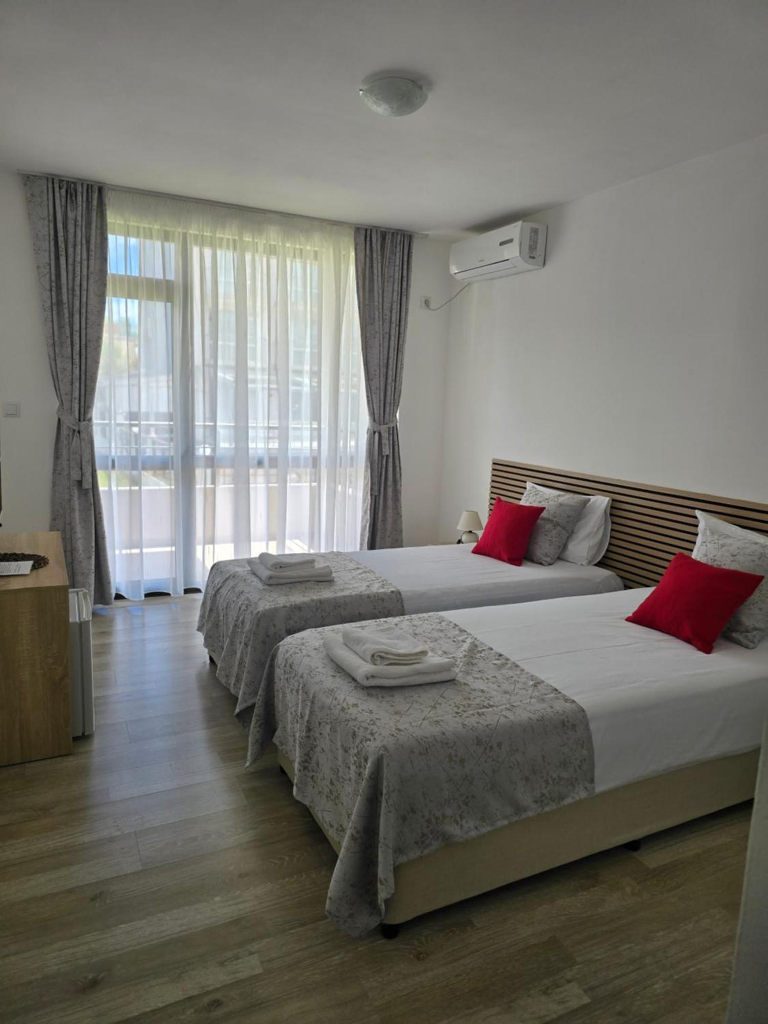 Casa Del Mar Hotel Primorsko Luaran gambar